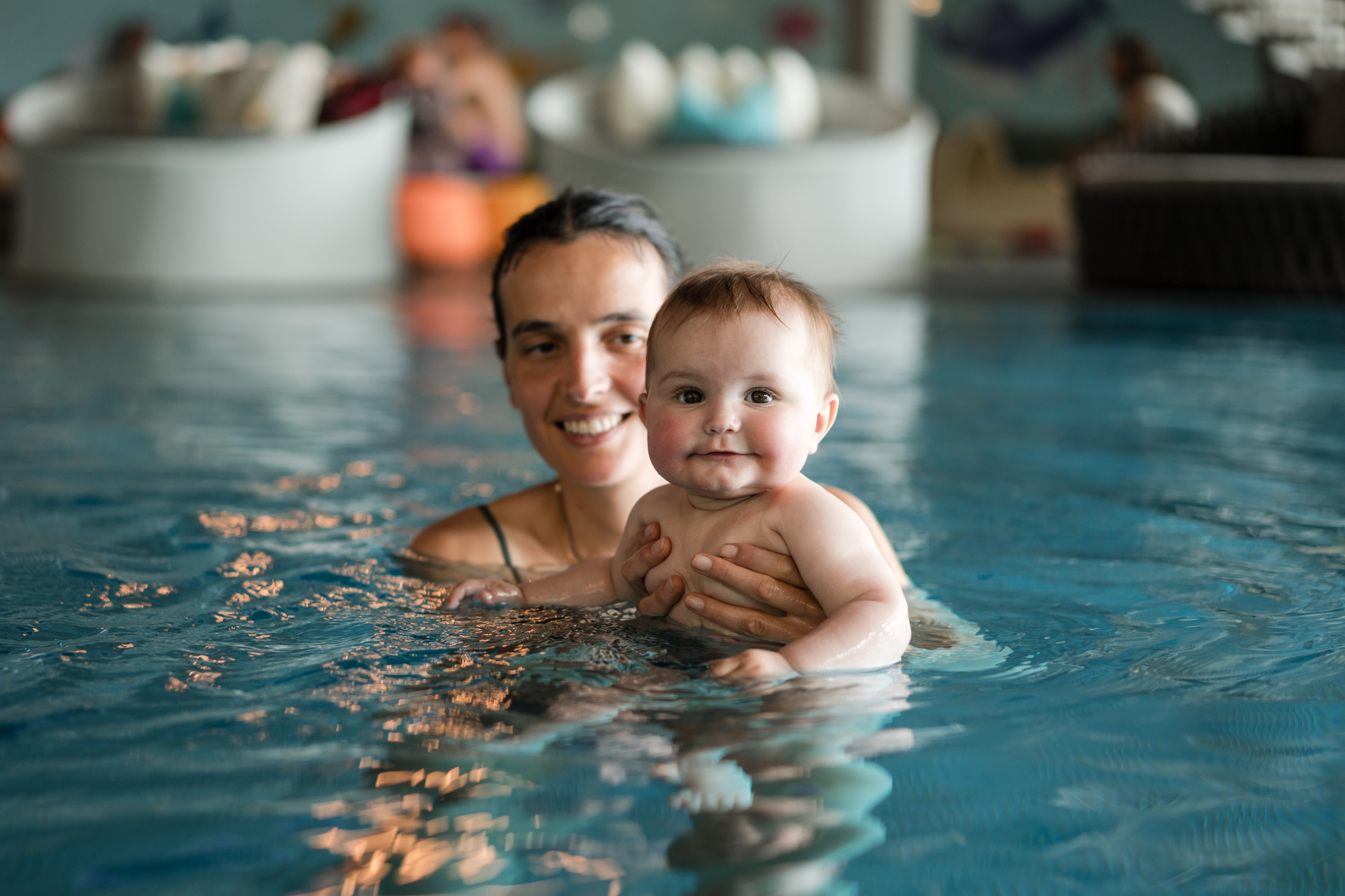 Familienhotel: Innenbecken - Familienhotel Huber