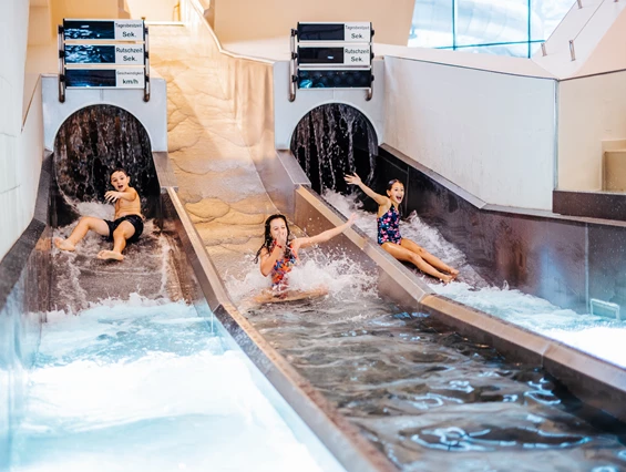 Kinderhotel: Wasserspaß in der KärntenTherme - Thermenhotel Karawankenhof **** - Das Hotel der Kärnten Therme