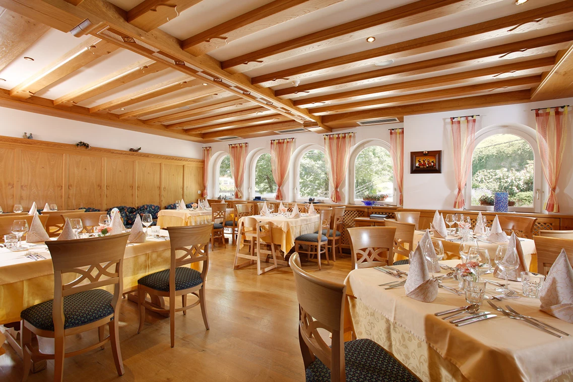 Kinderhotel: Speisesaal - Family Hotel Gutenberg