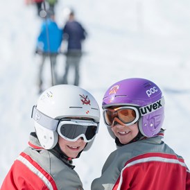 Kinderhotel: Kinder Skifahren am Arlberg - Burg Hotel Oberlech