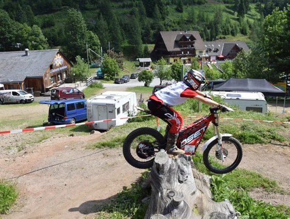 Kinderhotel: Trialfahren im Trialpark Salzstiegl - ***Erlebnisgasthof Moasterhaus