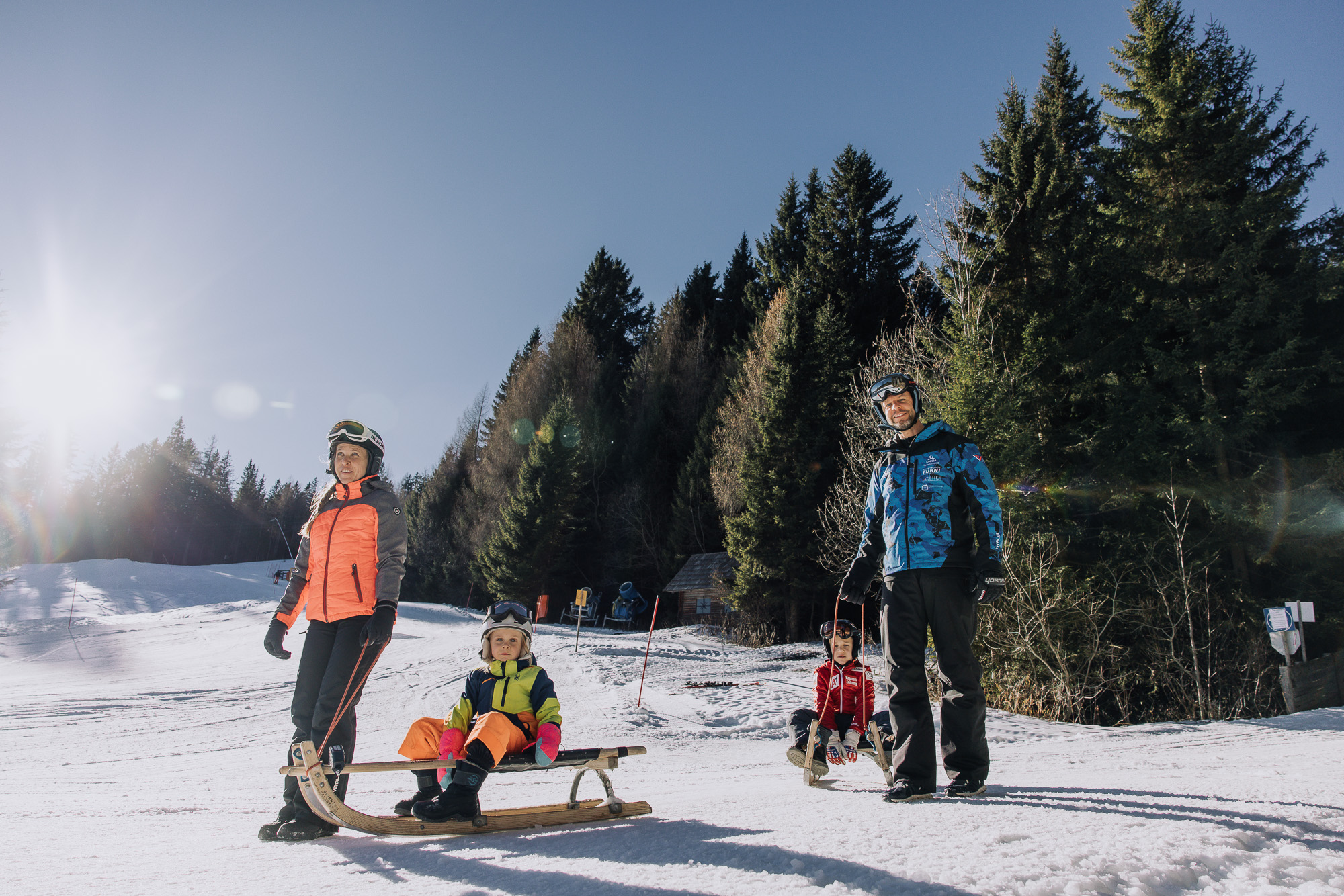Kinderhotel: Rodeln - Vater, Mutter und Kinder - Erlebnisgasthof Moasterhaus