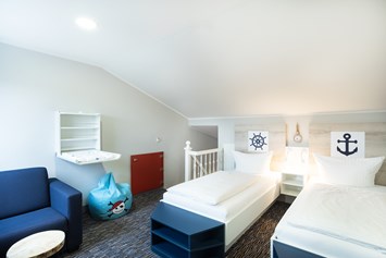 Kinderhotel: Familienappatement Typ B [Kinderzimmer oben] - Hotel Deichkrone - Familotel Nordsee