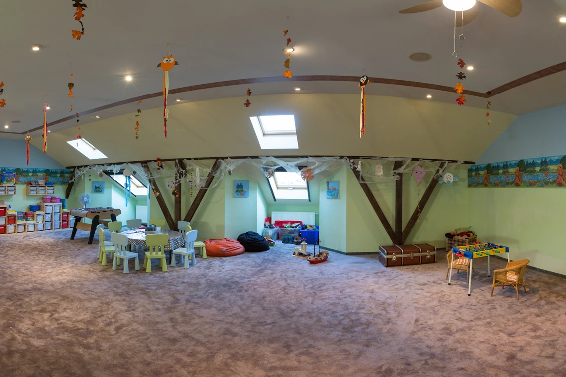 Kinderhotel: Happy Club "Spiel- und Bastelbereich" - Familotel Borchard's Rookhus
