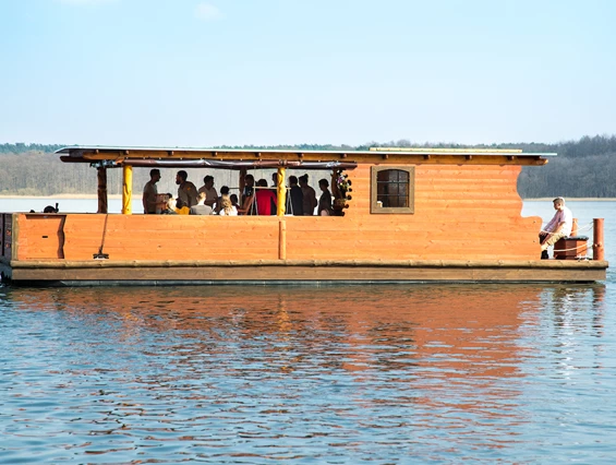 Kinderhotel: Unsere "Ninus" für tolle Flossfahrten. - Familotel Borchard's Rookhus