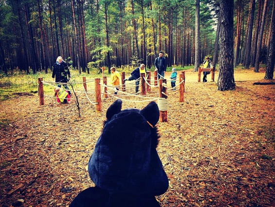 Kinderhotel: Der Wolfspfad - 2 km Erlebniswanderweg direkt am Hotel - Familotel Borchard's Rookhus