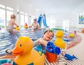 Kinderhotel: Badespaß für Klein & Groß - Familotel Borchard's Rookhus
