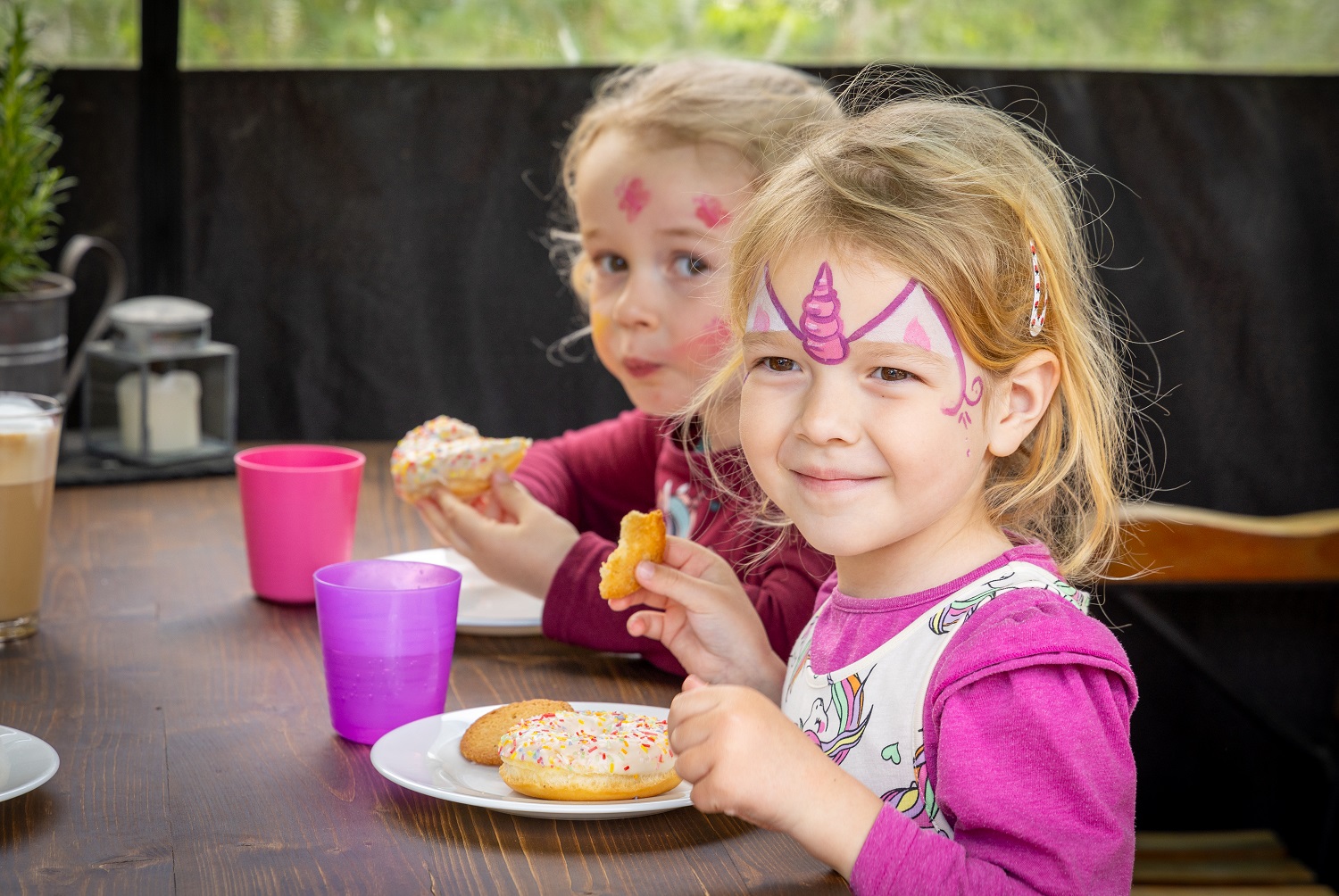 Kinderhotel: Kleine Naschkatzen - Familotel Borchard's Rookhus