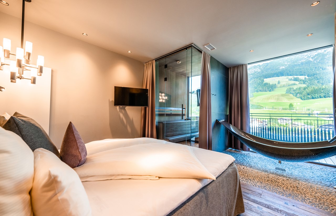 Good Life Resort die Riederalm ****S Zimmerkategorien Luxury Spa Penthouse Leogang