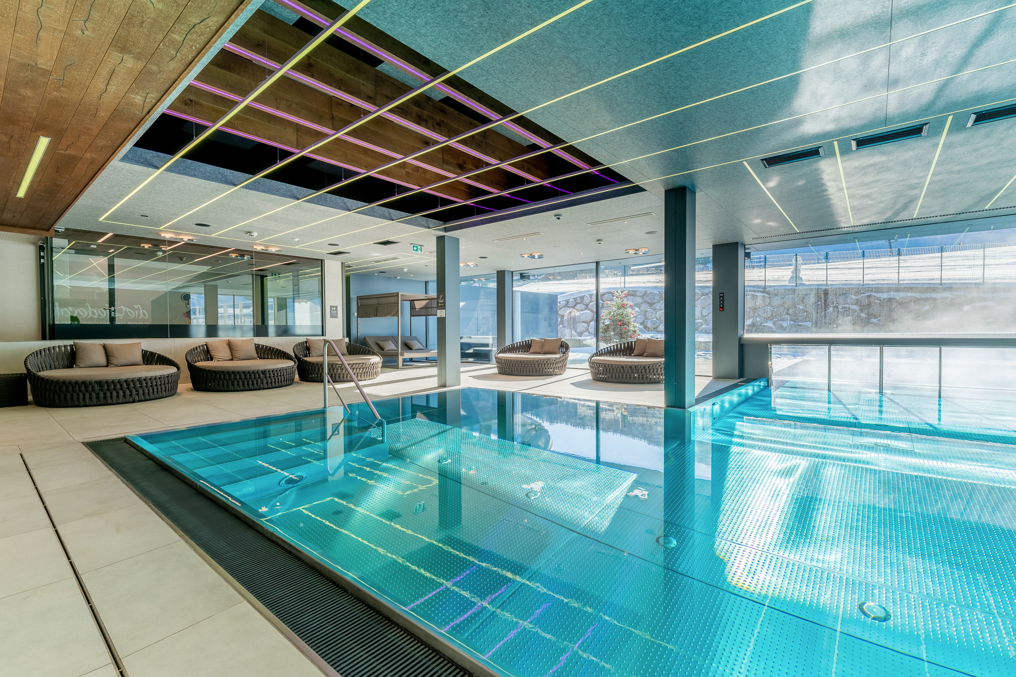 Kinderhotel: Hallenbad in den "Pinzgauer Wasserfestspielen" - Good Life Resort Riederalm