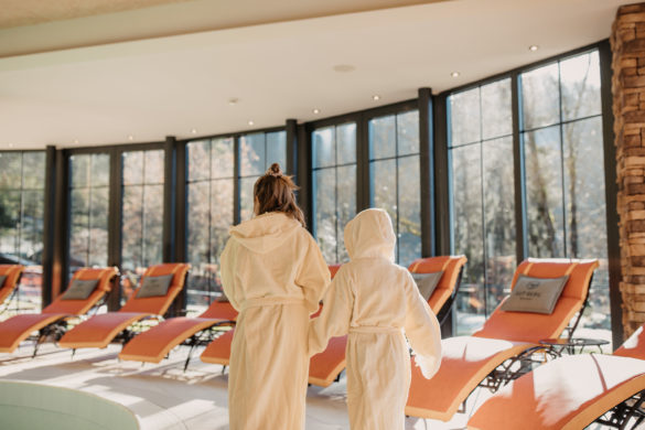 Kinderhotel: Hallenbad zum Wohlfühlen - Gut Berg Naturhotel