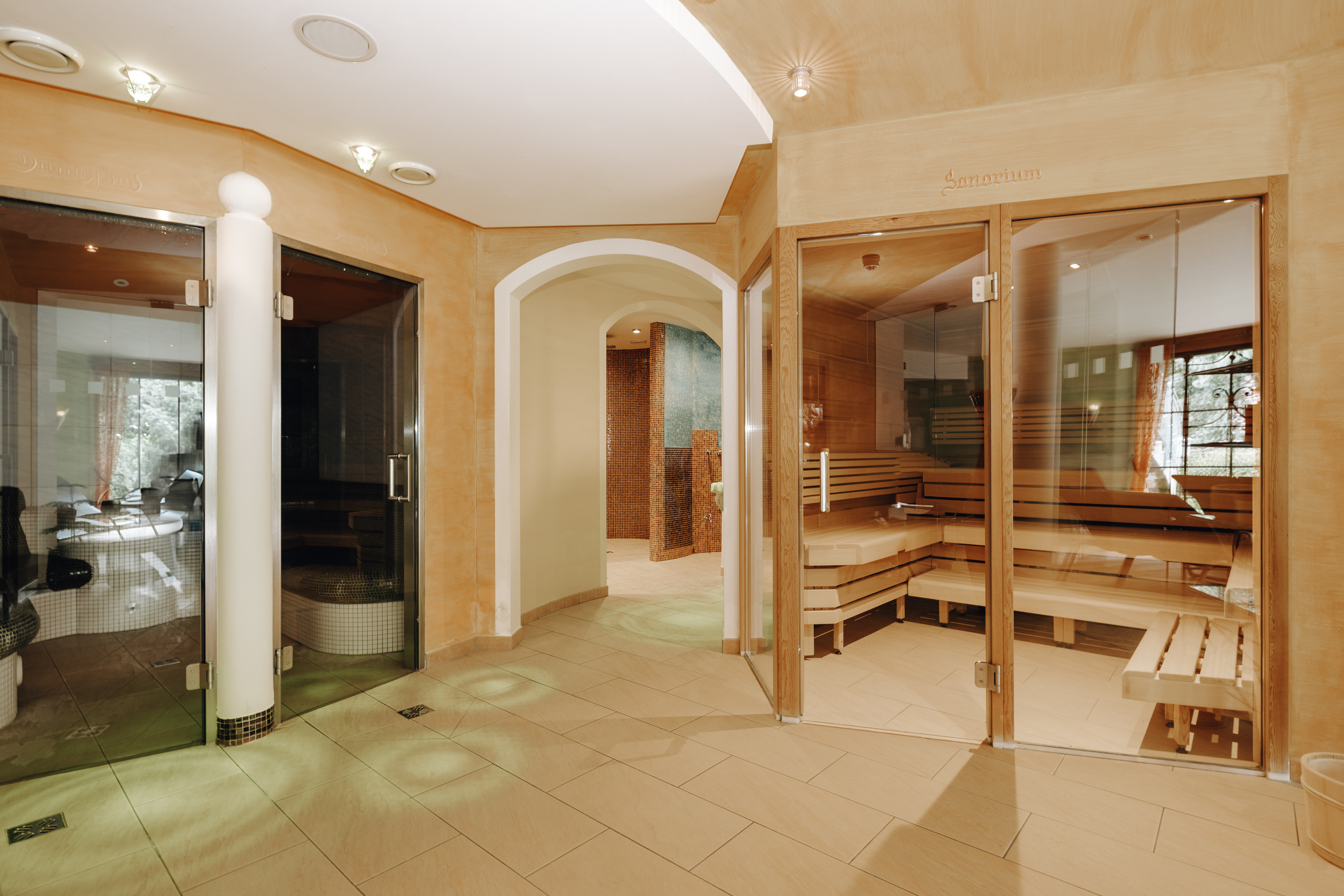 Kinderhotel: Saunabereich - Gut Berg Naturhotel