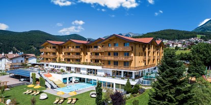 Familienhotel - Moena – Val di Fassa – Dolomiten - Außenansicht - Family Home Alpenhof