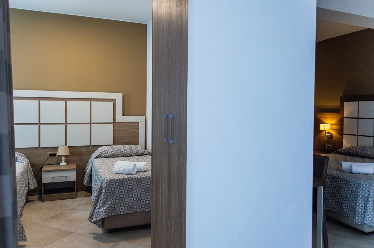 SAN DOMENICO FAMILY HOTEL Zimmerkategorien Junior Suite Zimmer mit Meerblick