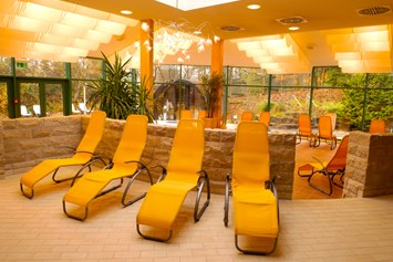 Kinderhotel: Saunalandschaft - Hotel Sonnenhügel Familotel Rhön