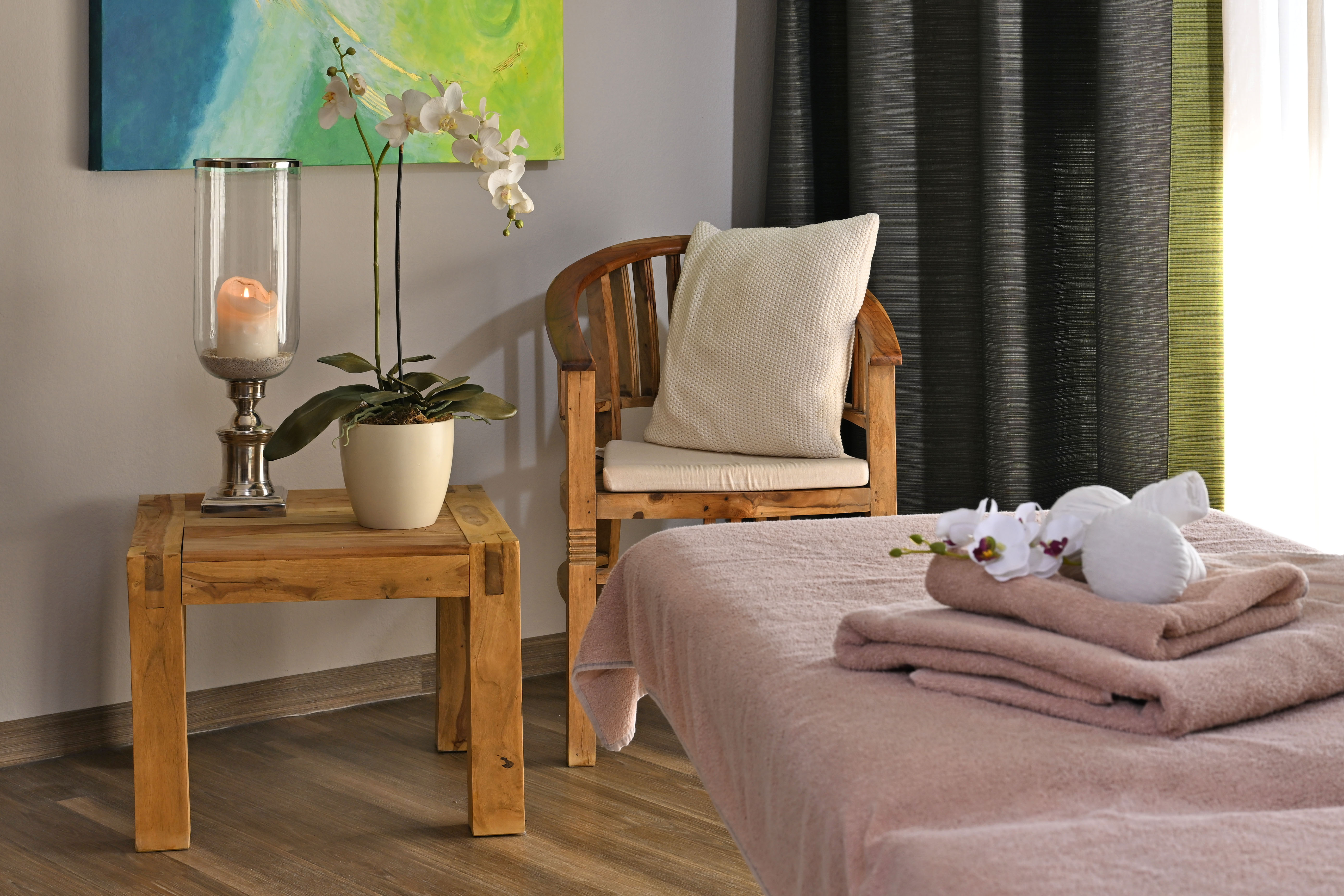 Kinderhotel: Behandlungsraum BeautyWelt - Kosmetik & Massagen - Hotel Sonnenhügel Familotel Rhön - Wasser | Wellness