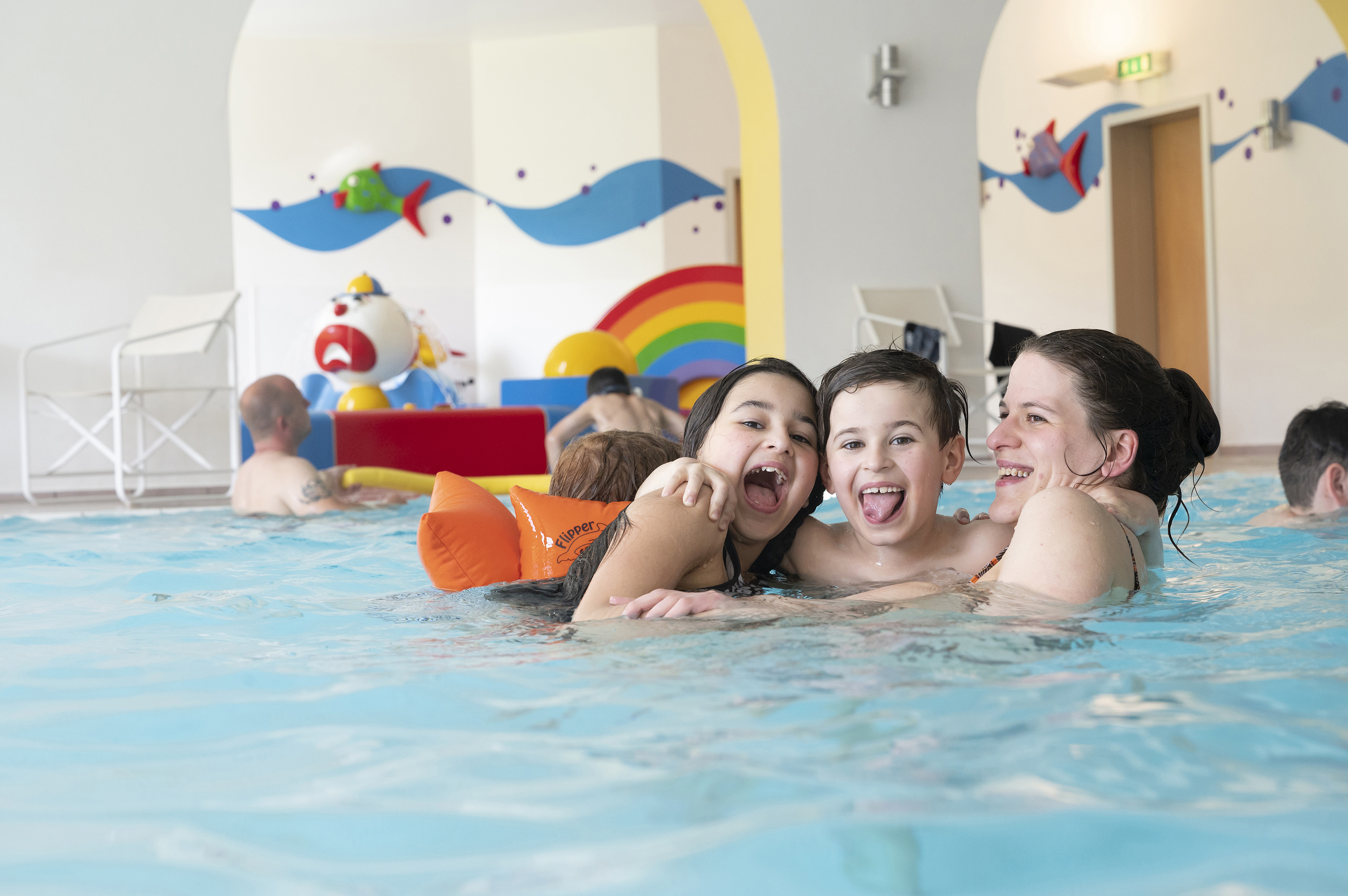 Kinderhotel: Schwimmbad - Lebensfreude - Familotel Mein Krug