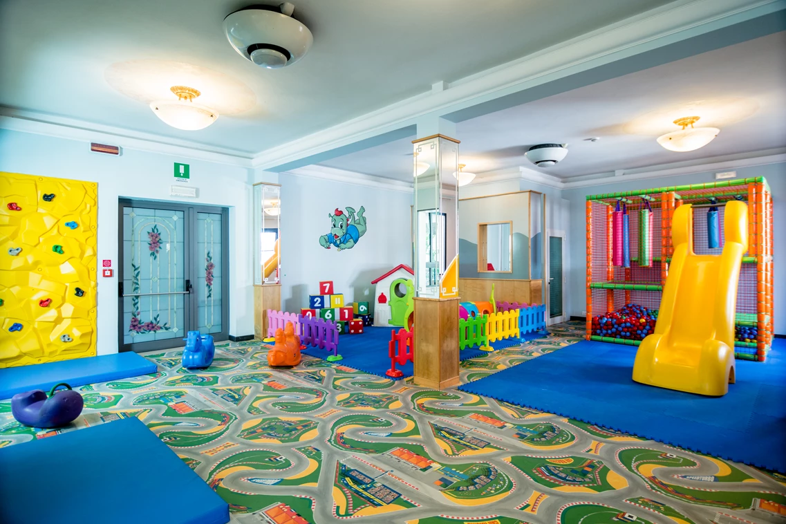 Kinderhotel: Color Metropolitan Family Hotel