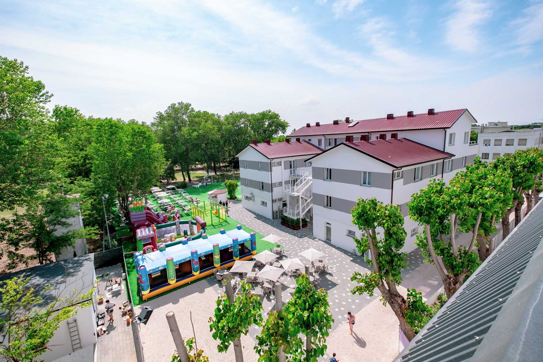 Kinderhotel: Blick über die Anlage - Color Green Village Cesenatico