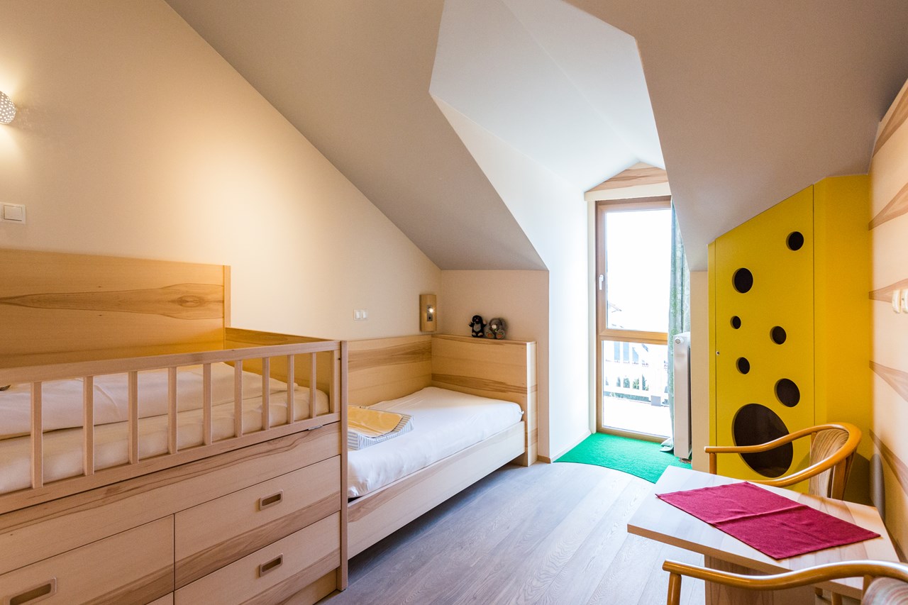 Familotel Landhaus zur Ohe Zimmerkategorien Familienappartment (2-Raum) Mansarde (50qm)