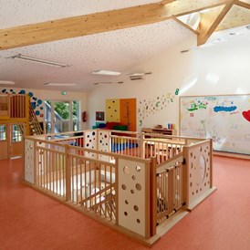 Kinderhotel: Kinderbetreuung 2. Etage (800 qm) - Familotel DAS LUDWIG