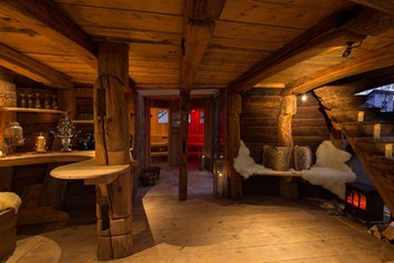 Kinderhotel: die Saunaschiffe mit Altholz- und Zirbensaune - Hotel Storchen Spa & Wellness