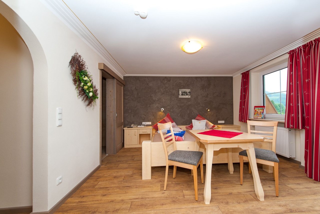 Du-Familotel Krone Zimmerkategorien Familienstudio Bärenloch