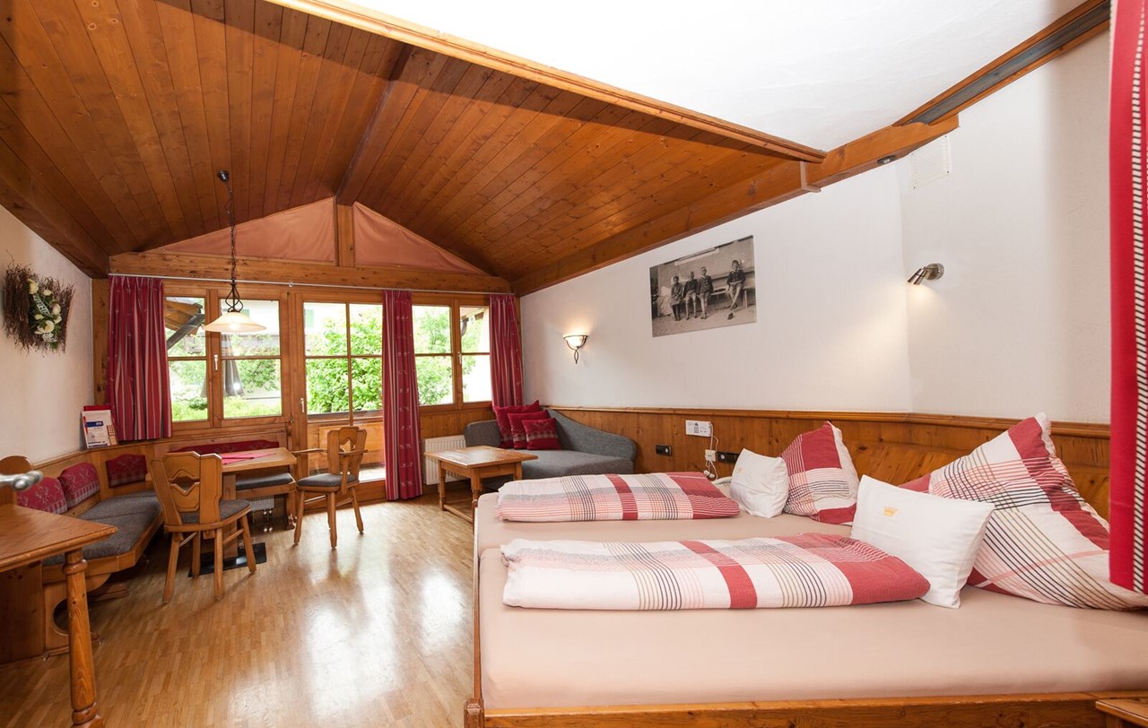 Du-Familotel Krone Zimmerkategorien Familienappartement Hotze - Stieble