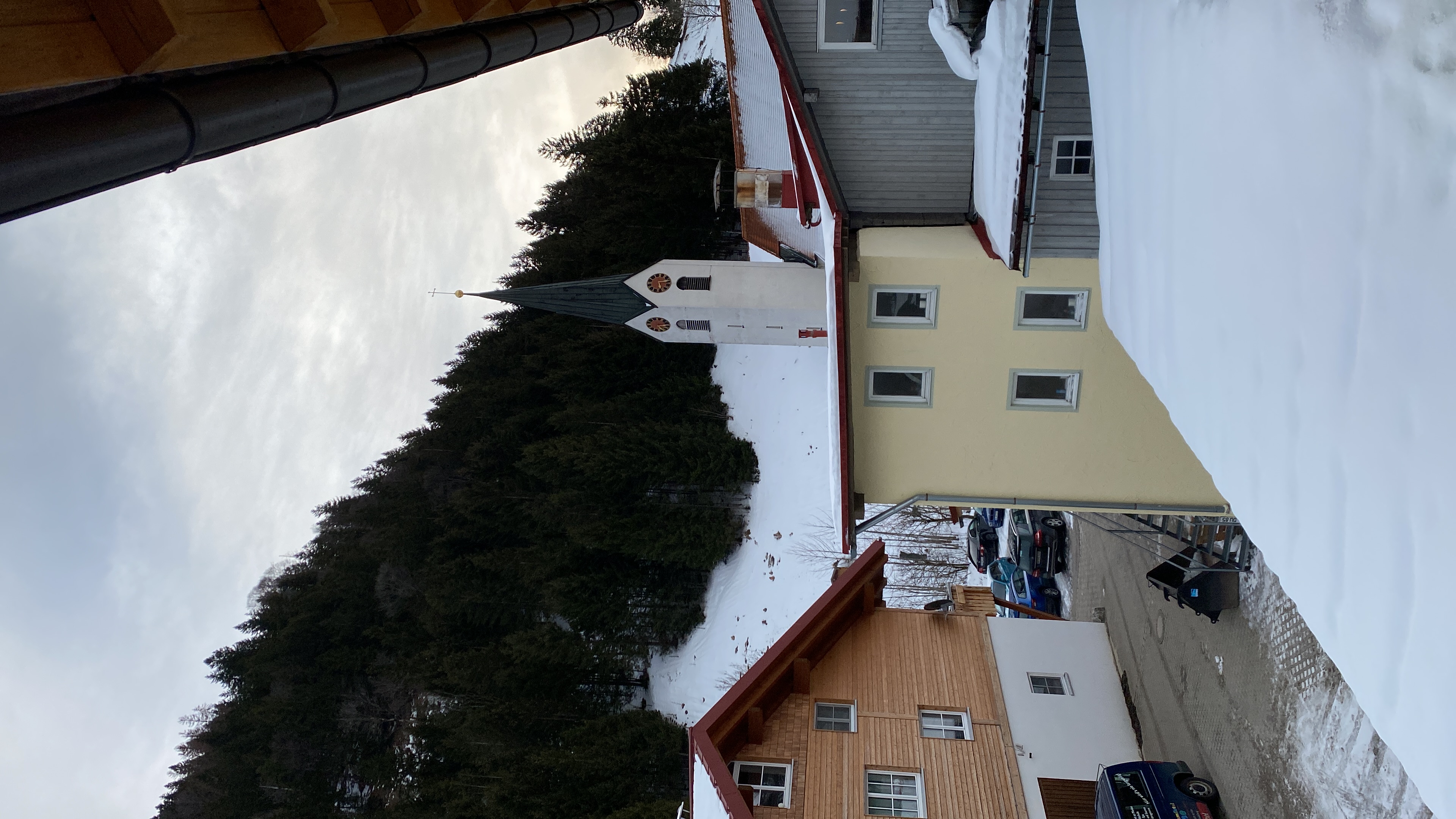 Kinderhotel: Blick vom Balkon in andere Richtung - Du-Familotel Krone