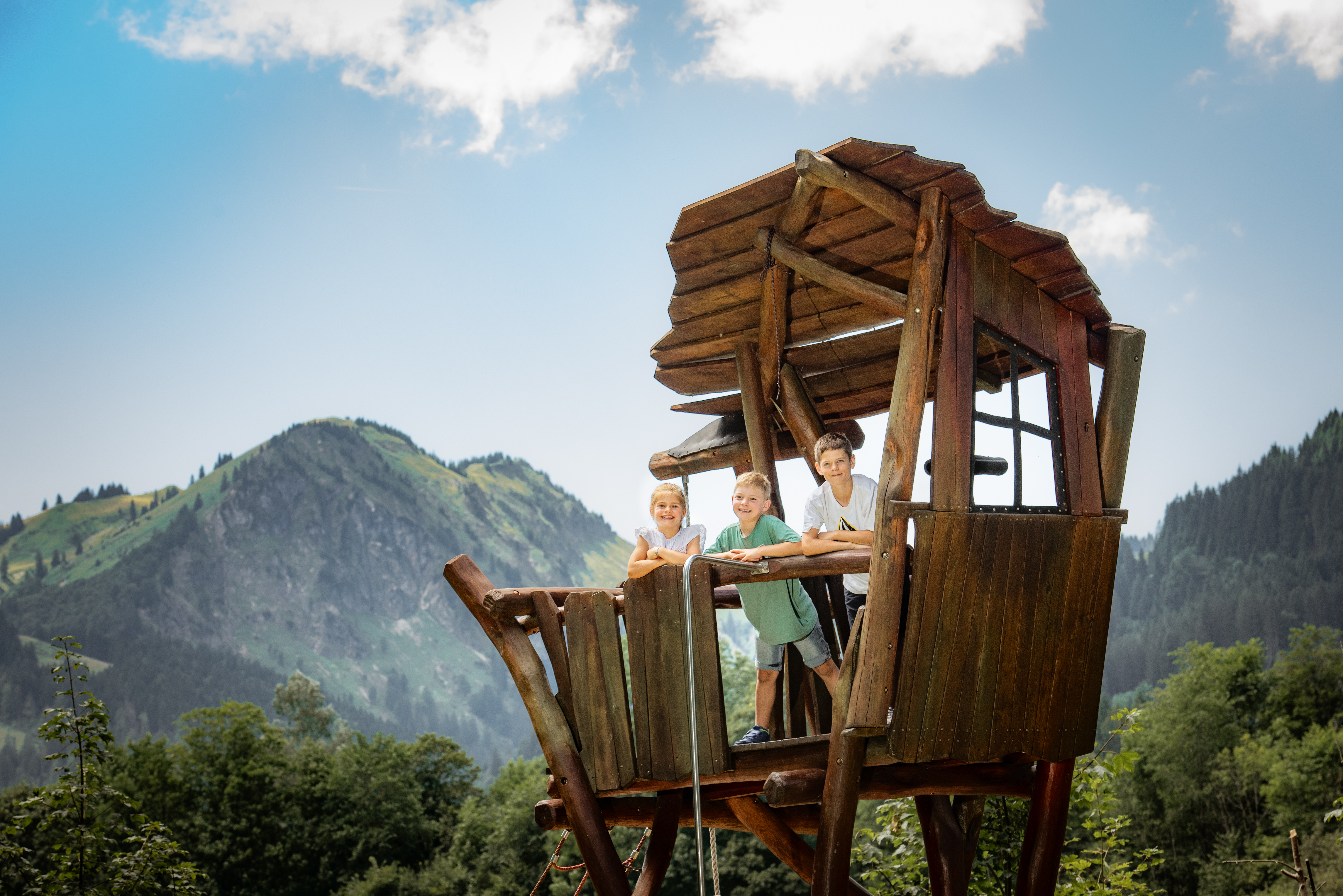 Kinderhotel: Waldspielplatz - Du-Familotel Krone - Spielen | Entdecken