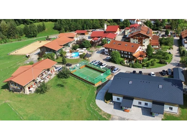 Kinderhotel: Hotelanlage  - Familotel Spa & Familien-Resort Krone