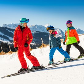Kinderhotel: Hoteleigene Skischule - Familotel Spa & Familien-Resort Krone