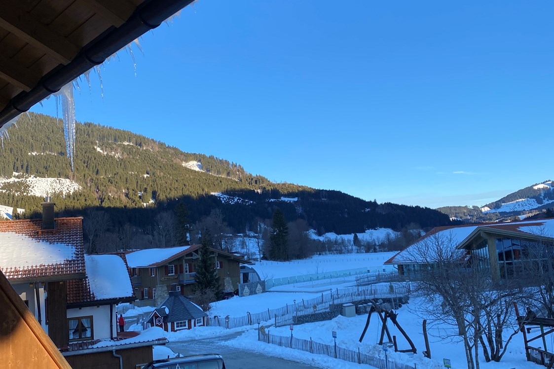 Kinderhotel: Blick vom Balkon ( Bärenloch) - Familotel Spa & Familien-Resort Krone