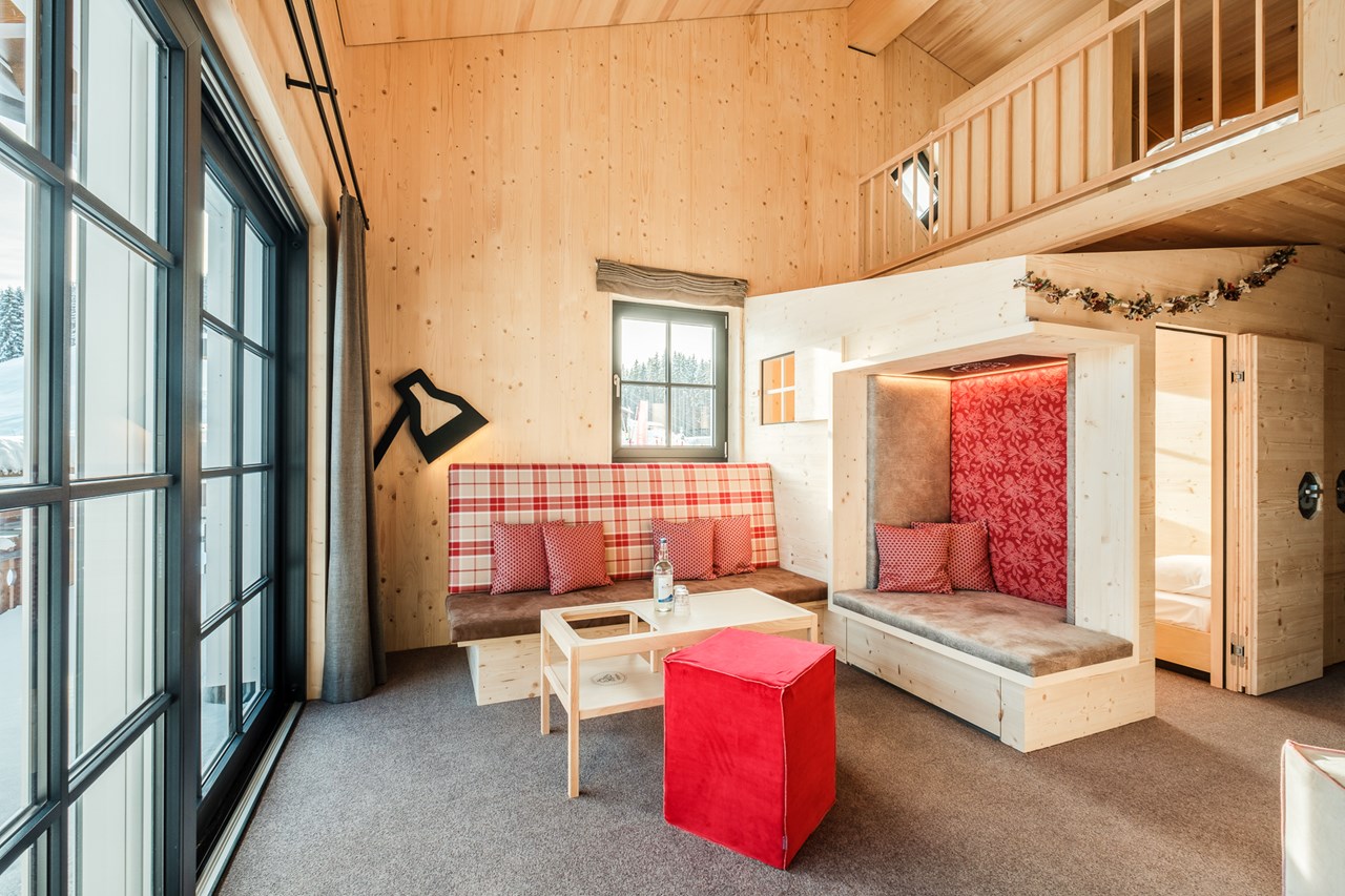 Familotel Allgäuer Berghof Zimmerkategorien Familien-Suiten | 5-Raum mit Balkon