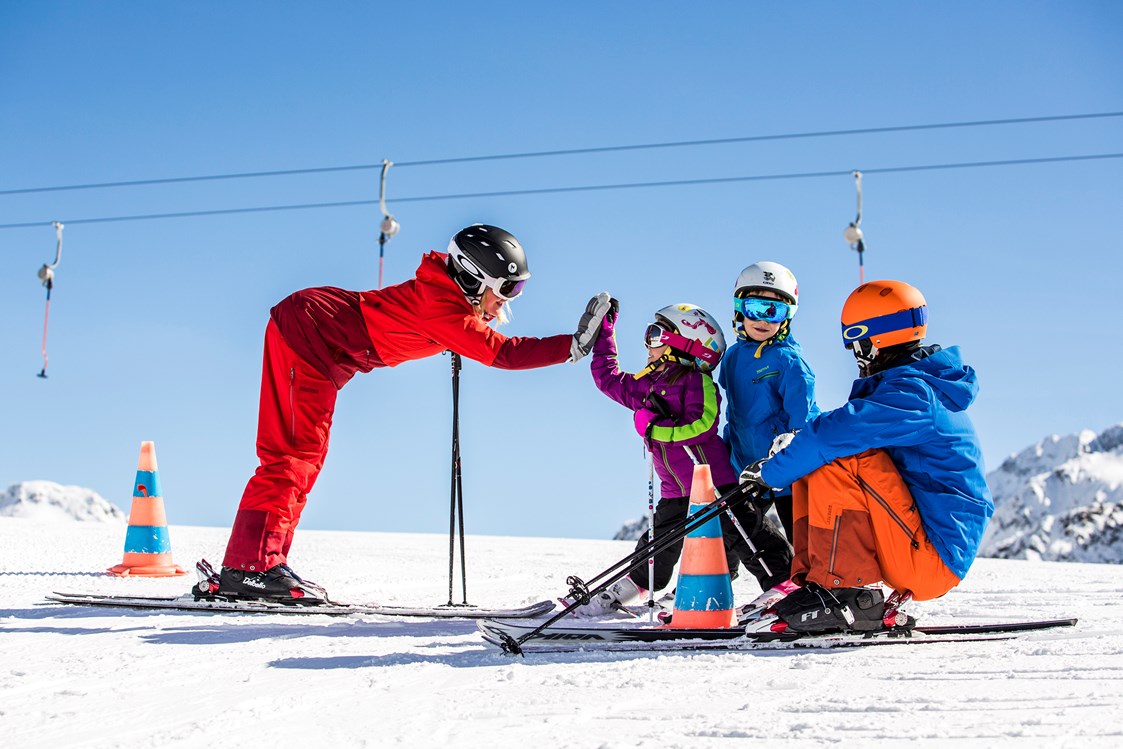 Kinderhotel: Skifahren - Alpenhotel Kindl