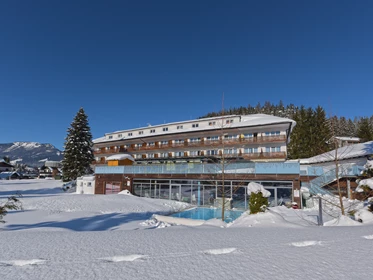 Kinderhotel: Winterfoto Hotel - Hotel-Restaurant Grimmingblick