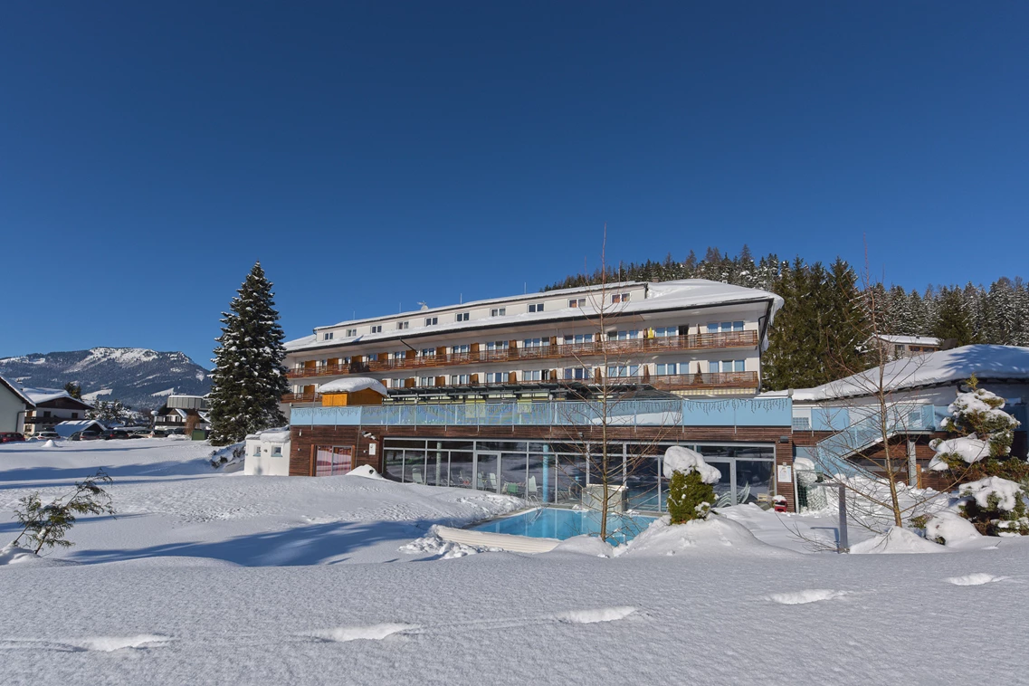 Kinderhotel: Winterfoto Hotel - Hotel-Restaurant Grimmingblick