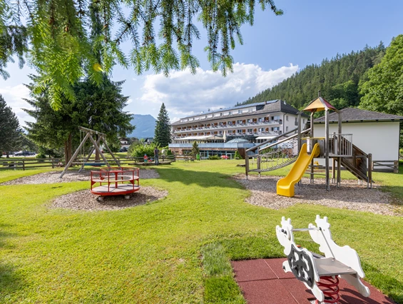 Kinderhotel: Hotel-Restaurant Grimmingblick