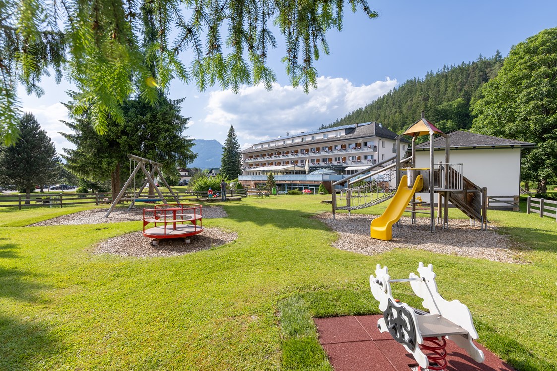 Kinderhotel: Hotel-Restaurant Grimmingblick