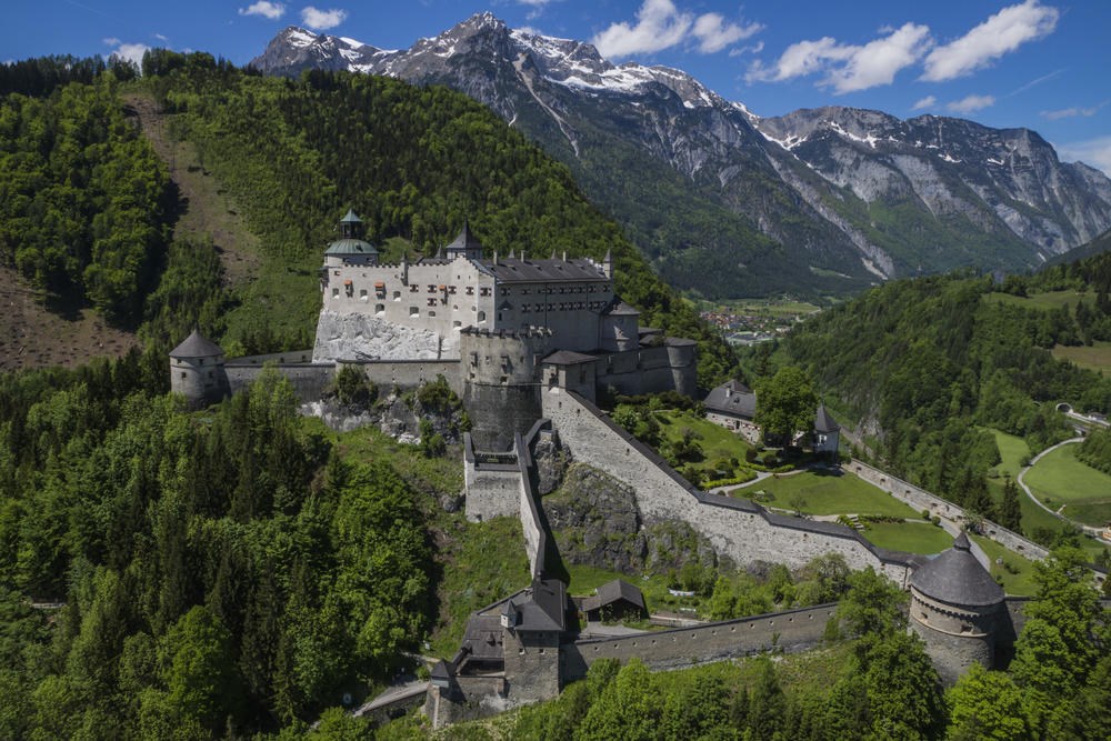 Familienhotel Oberkarteis Ausflugsziele Burg Hohenwerfen
