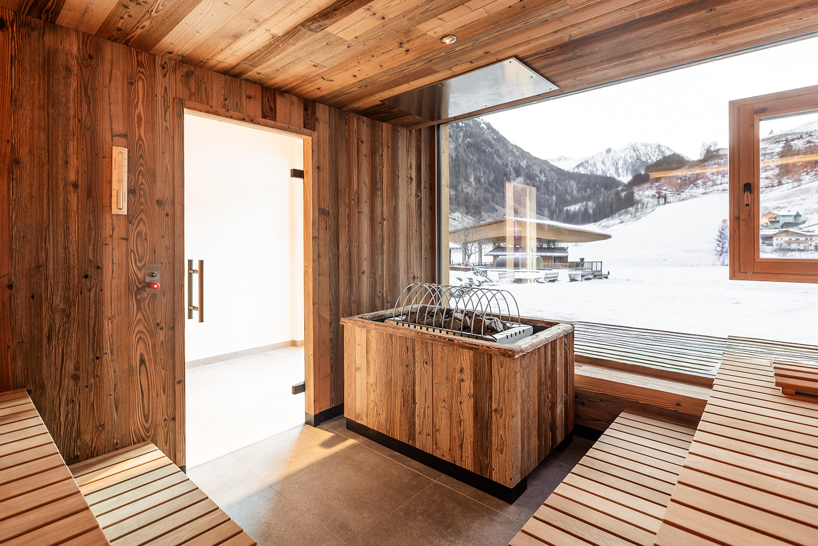 Familienhotel: FAMILIENHOTEL OBERKARTEIS - Wasser | Wellness