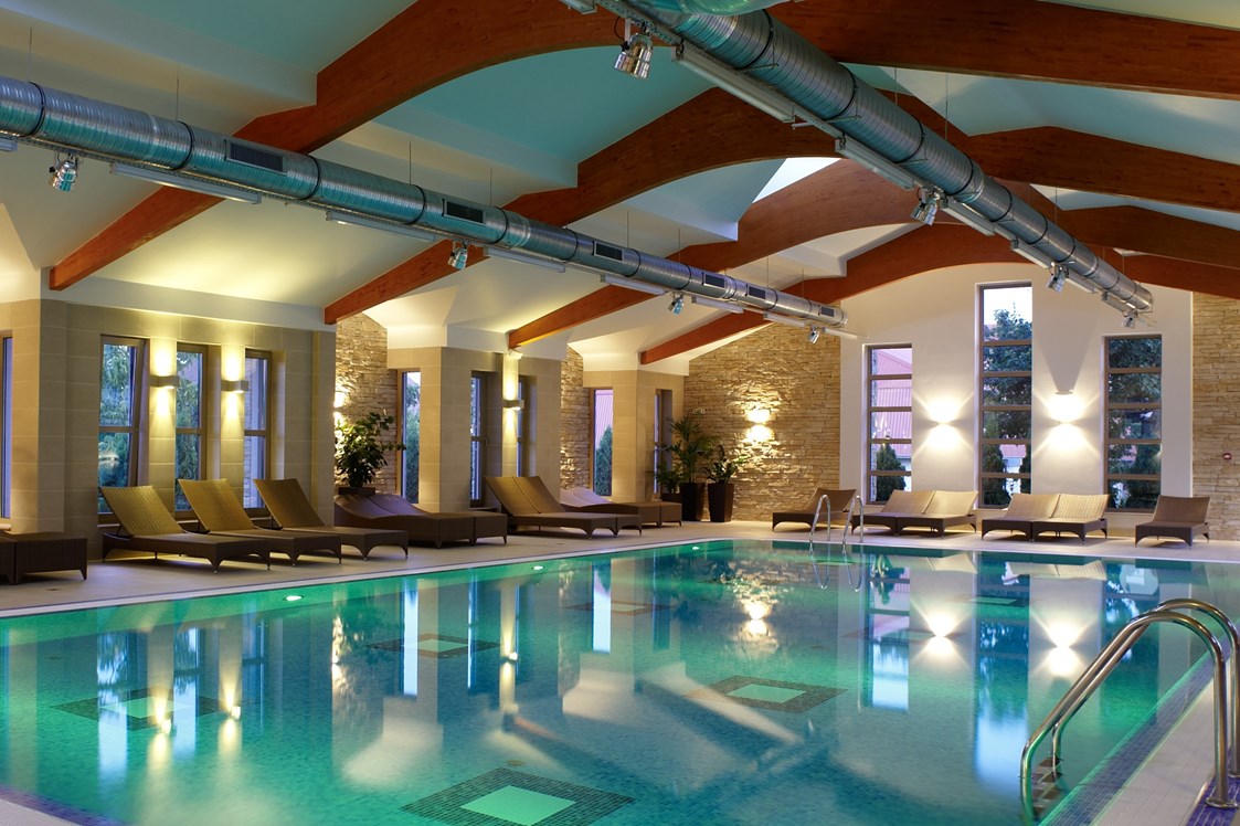Kinderhotel: Schwimmbecken im Ruhebad - Kolping Hotel Spa & Family Resort