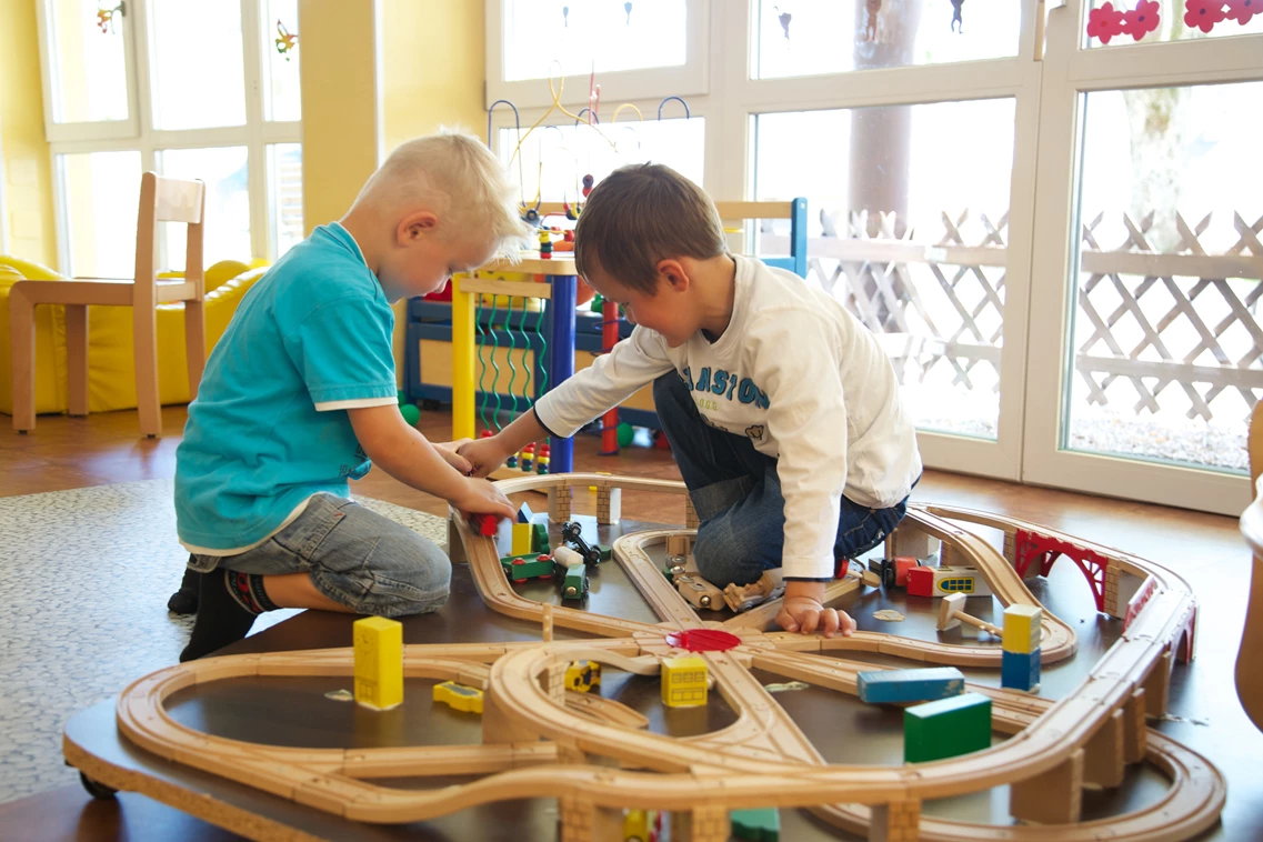 Kinderhotel: Spielzimmer - Familotel Engel