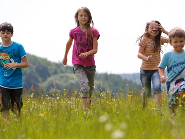 Kinderhotel: In der Natur - Familotel Engel