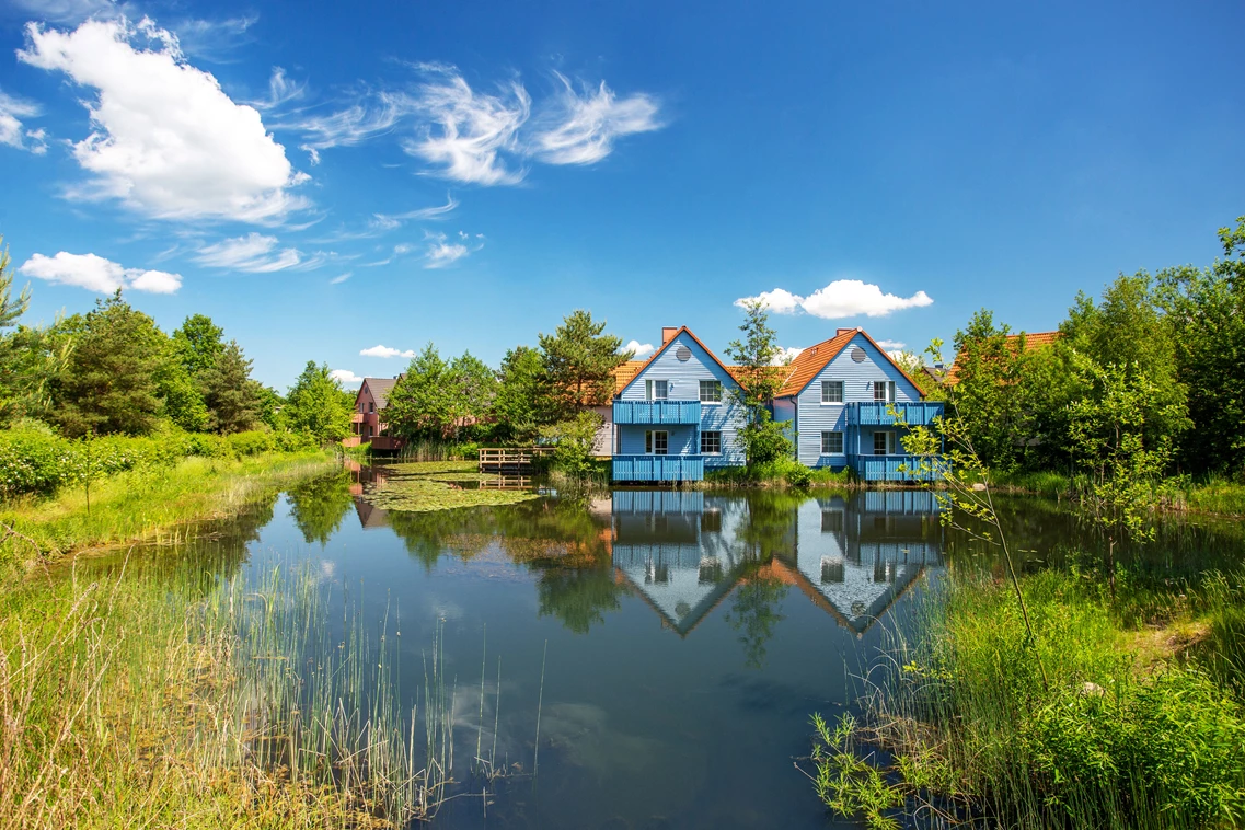 Kinderhotel: Außenansicht - BEECH Resort Fleesensee