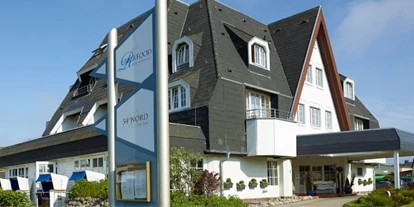 Familienhotel - Spielplatz - Der Eingang zum Dorint Strandresort Spa Sylt Westerland - Dorint Strandresort Spa Sylt Westerland
