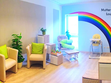 Kinderhotel: Mutter- Baby- Lounge - sonnenhotel BAYERISCHER HOF