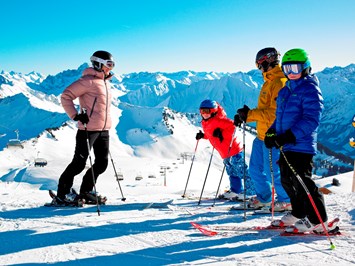 Familienhotel & Gasthof Adler Lingenau Ausflugsziele Winterzeit - Ski & Snow