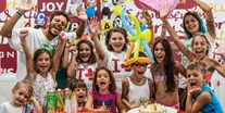 Familienhotel - Kinderbetreuung in Altersgruppen - Lido Di Savio - Adlon Geburtstagsparty - Hotel Adlon