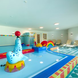 Kinderhotel: Kinder-Pool - Familienresort & Kinderhotel Ramsi